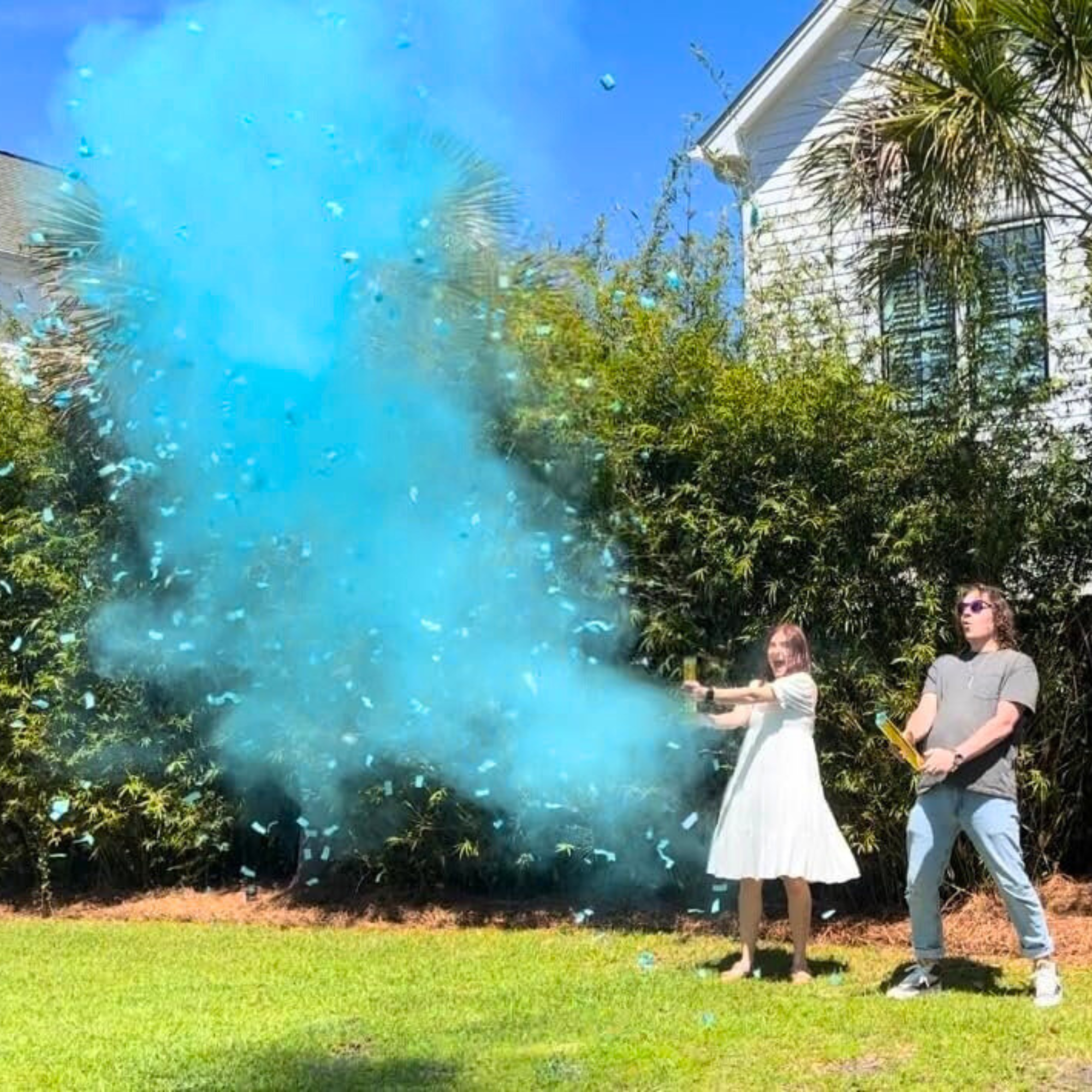 Gender Reveal Cannon 30CM Luxury gold, with Blue confetti & Powder smoke for baby Boy gender reveal party.